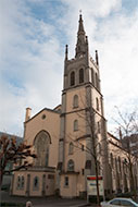 Heutige Ansicht der Kirche St. Matthäus von der Hertensteinstrasse aus.